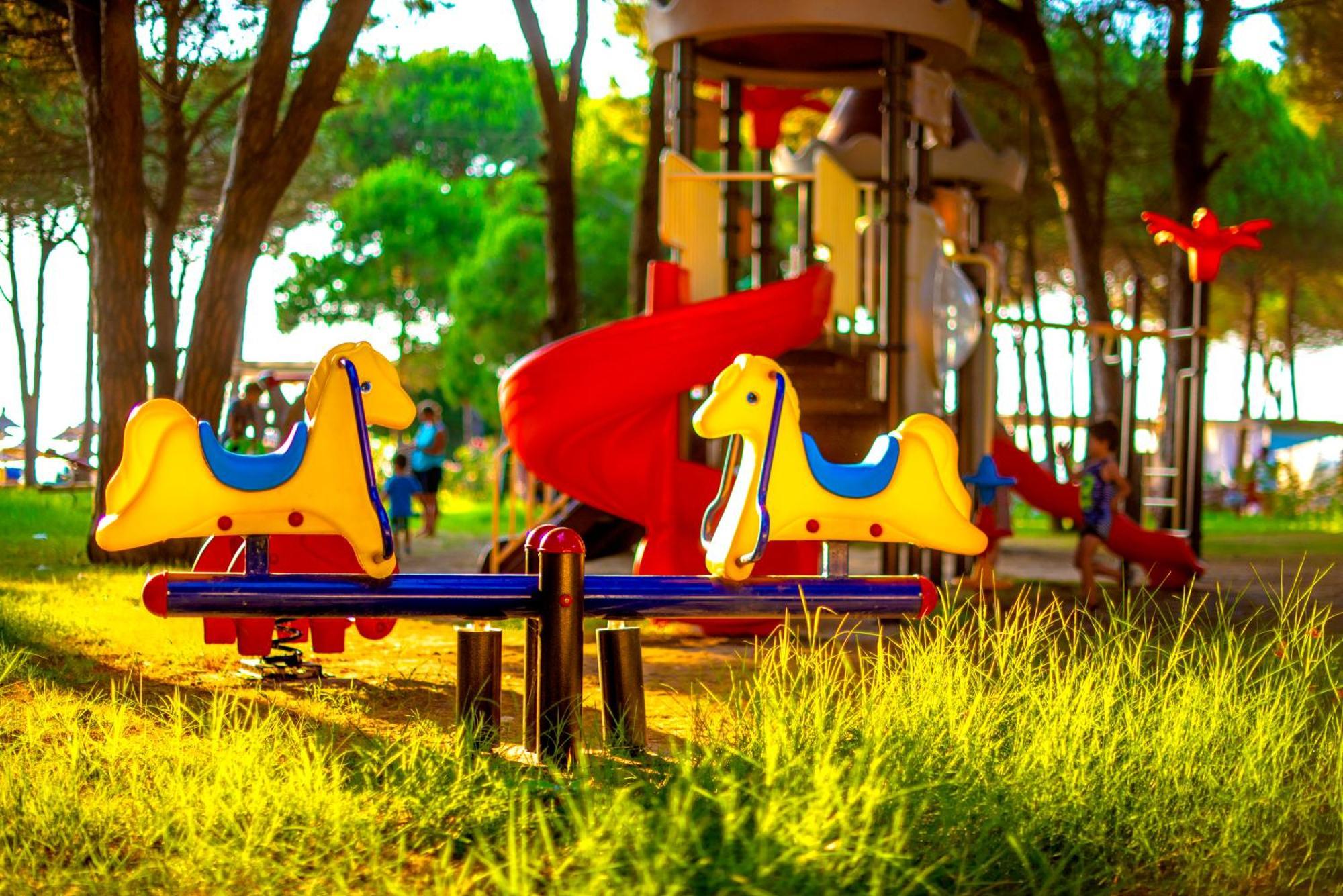 Marea Resort Golem Kültér fotó